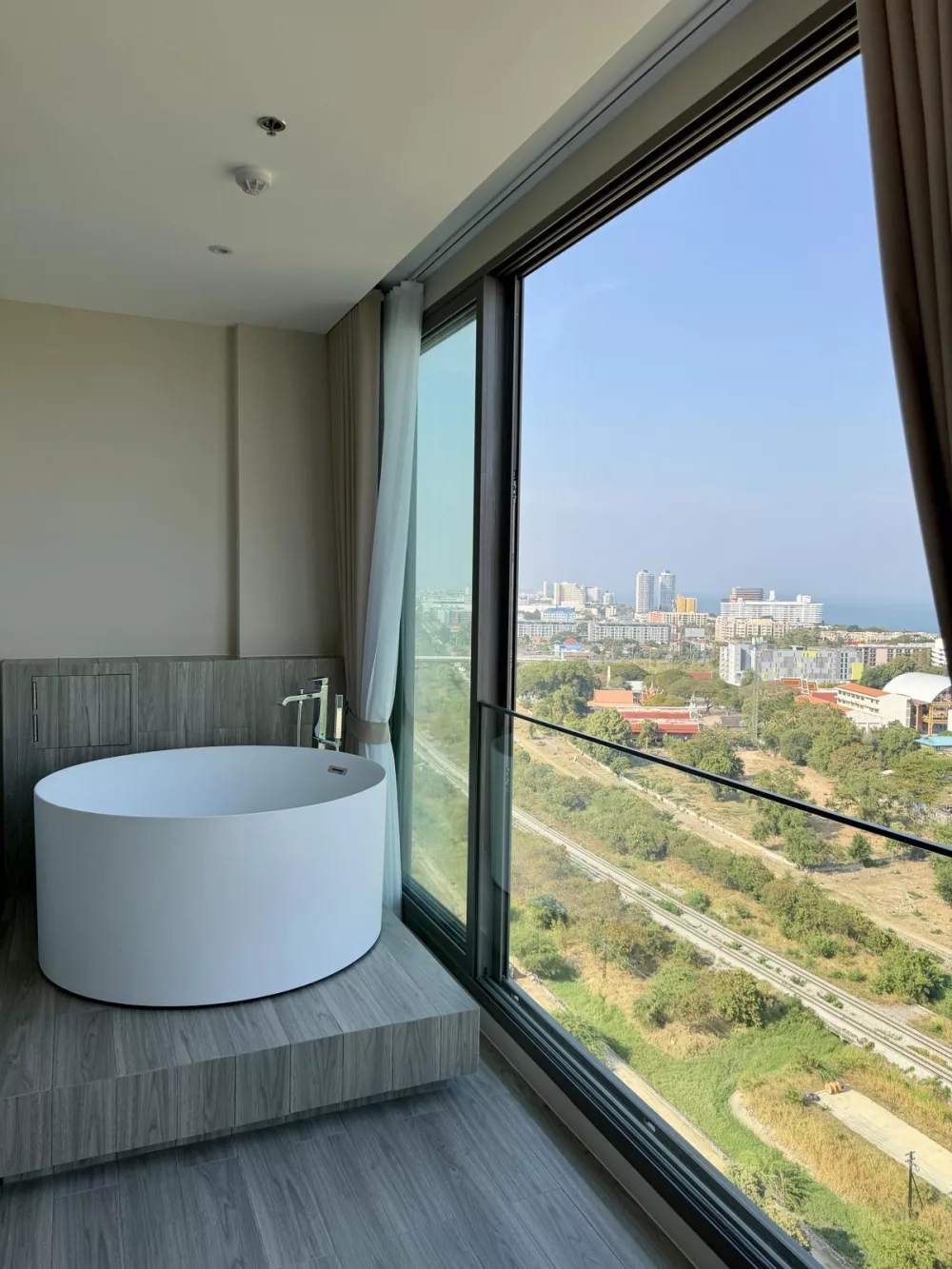 Апартаменты с двумя спальнями в VEHHA Hua Hin